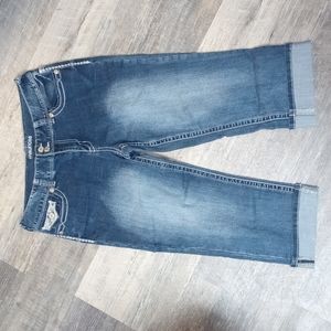 Maurices Women's Capri 11/12